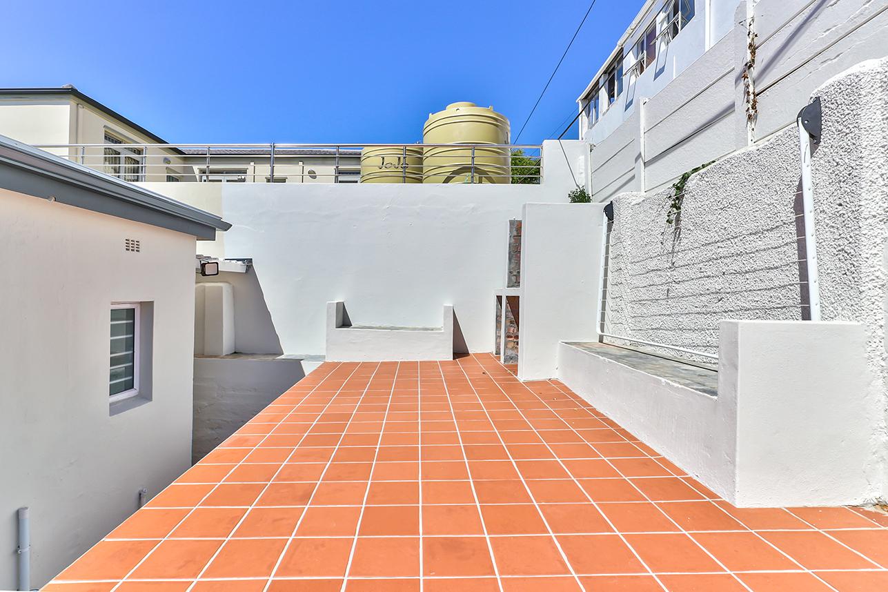 To Let 2 Bedroom Property for Rent in Walmer Estate Western Cape